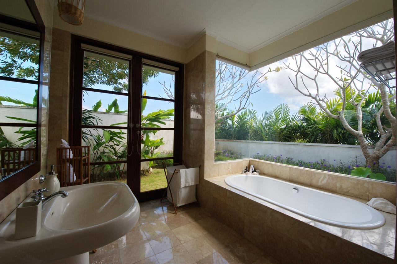 Villa Ali Agung Pecatu Екстериор снимка